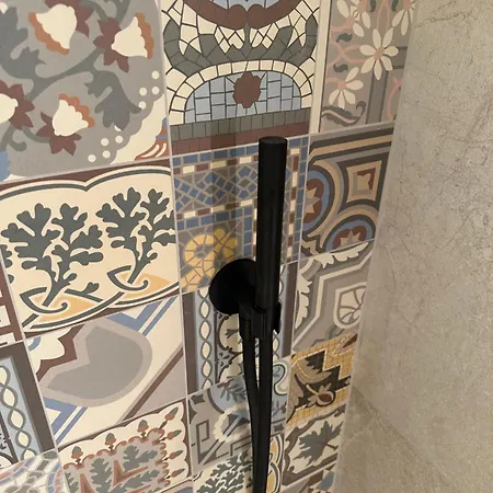 Away From By The * Ostende